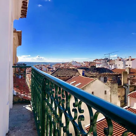 홈스테이 Lisbon Accommodation *