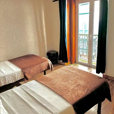Lisbon Accommodation *