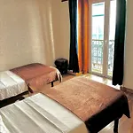 Lisbon Accommodation *